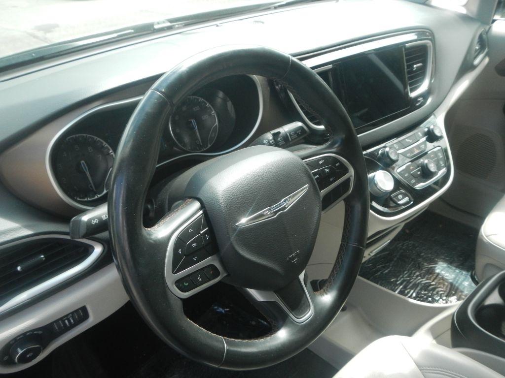 Chrysler Pacifica Touring-L 2018