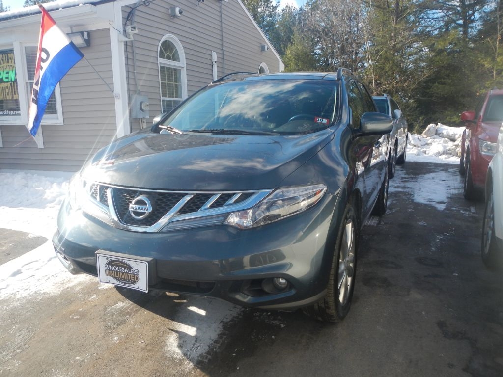 Nissan Murano S AWD 2011