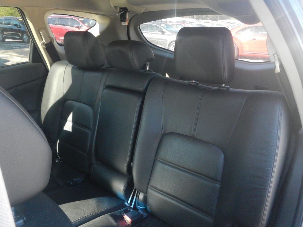 Nissan Murano S AWD 2011