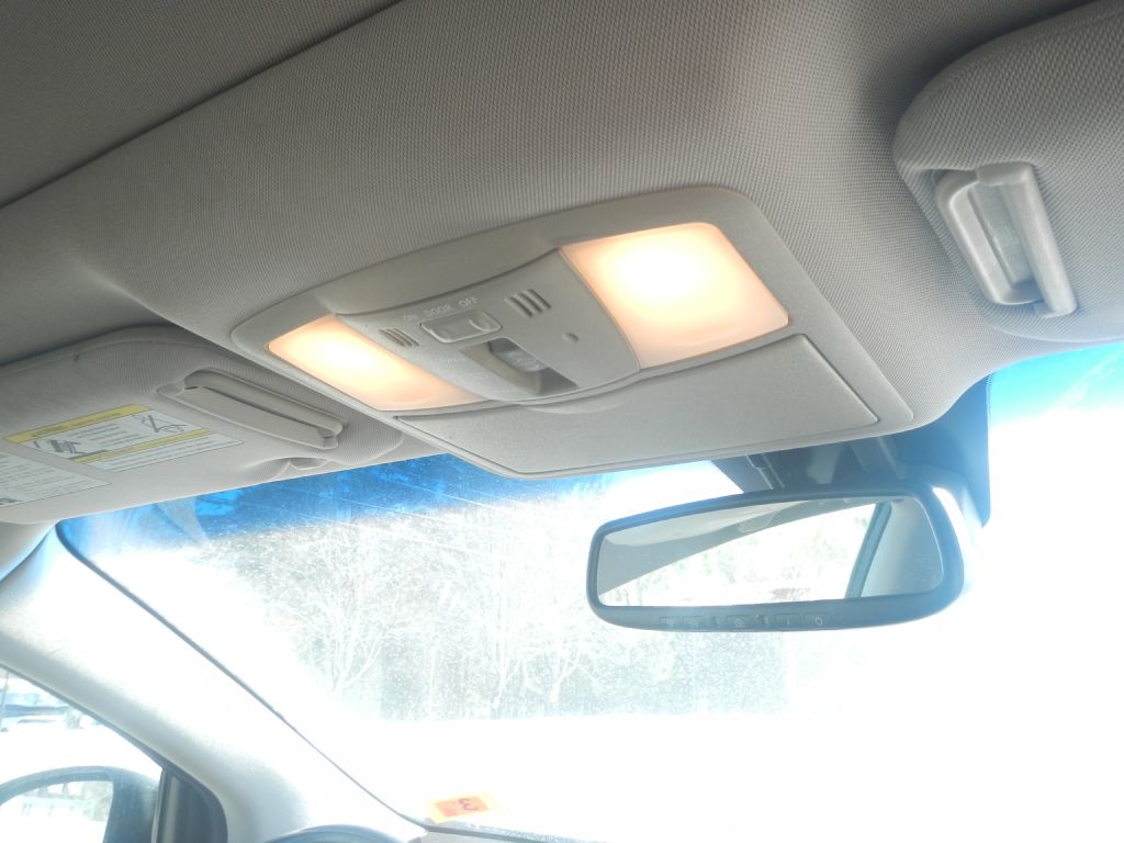 Nissan Murano S AWD 2011