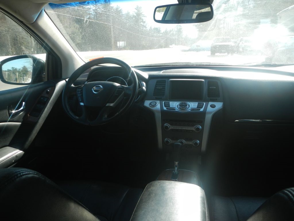 Nissan Murano S AWD 2011