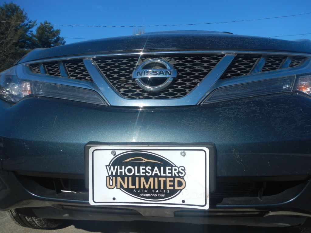 Nissan Murano S AWD 2011