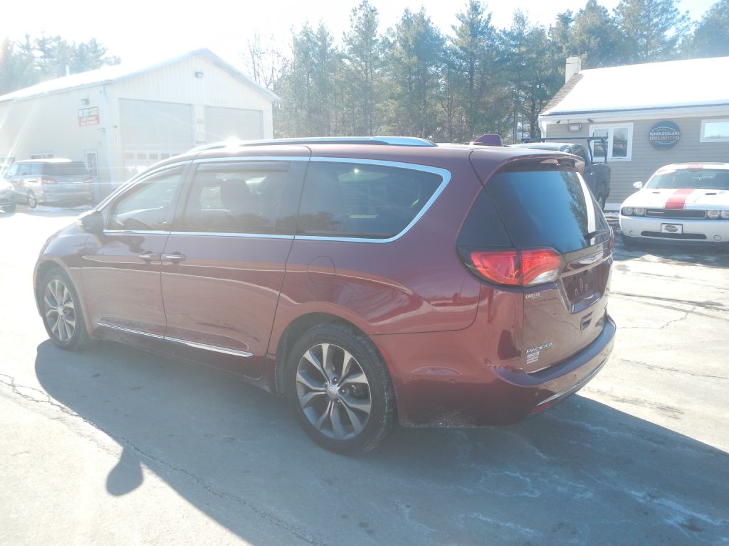 Chrysler Pacifica Limited 2019