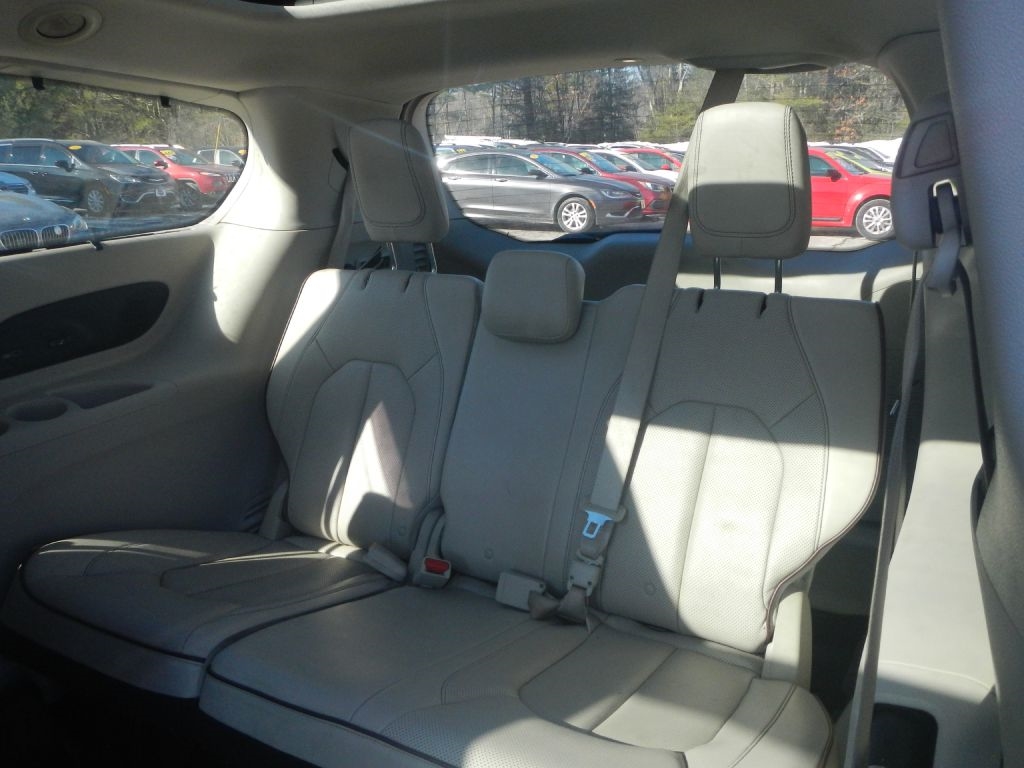 Chrysler Pacifica Limited 2019