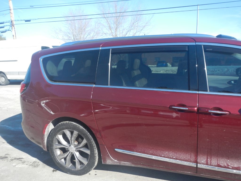 Chrysler Pacifica Limited 2019