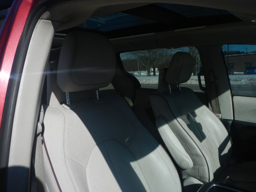 Chrysler Pacifica Limited 2019