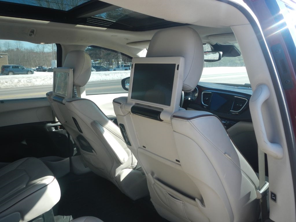 Chrysler Pacifica Limited 2019