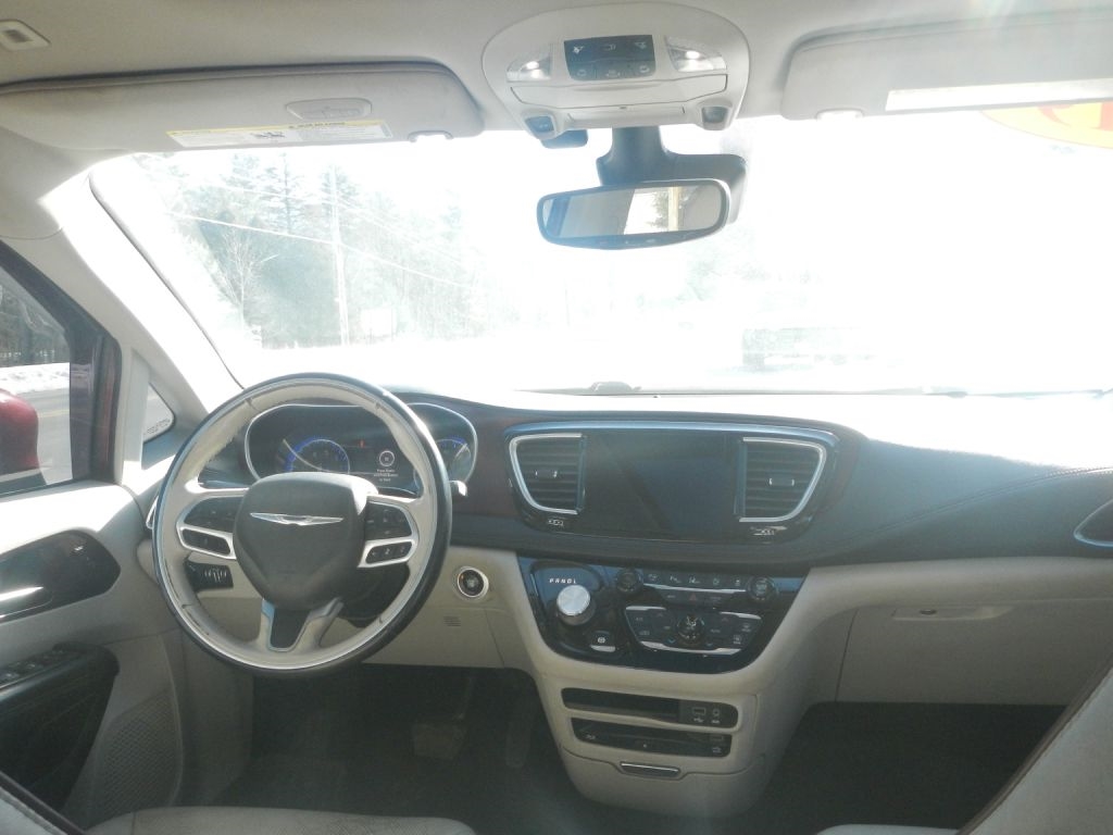 Chrysler Pacifica Limited 2019