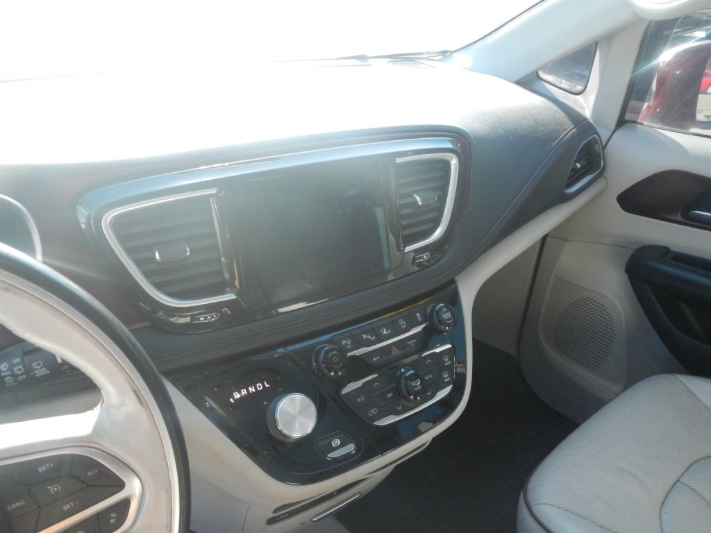 Chrysler Pacifica Limited 2019