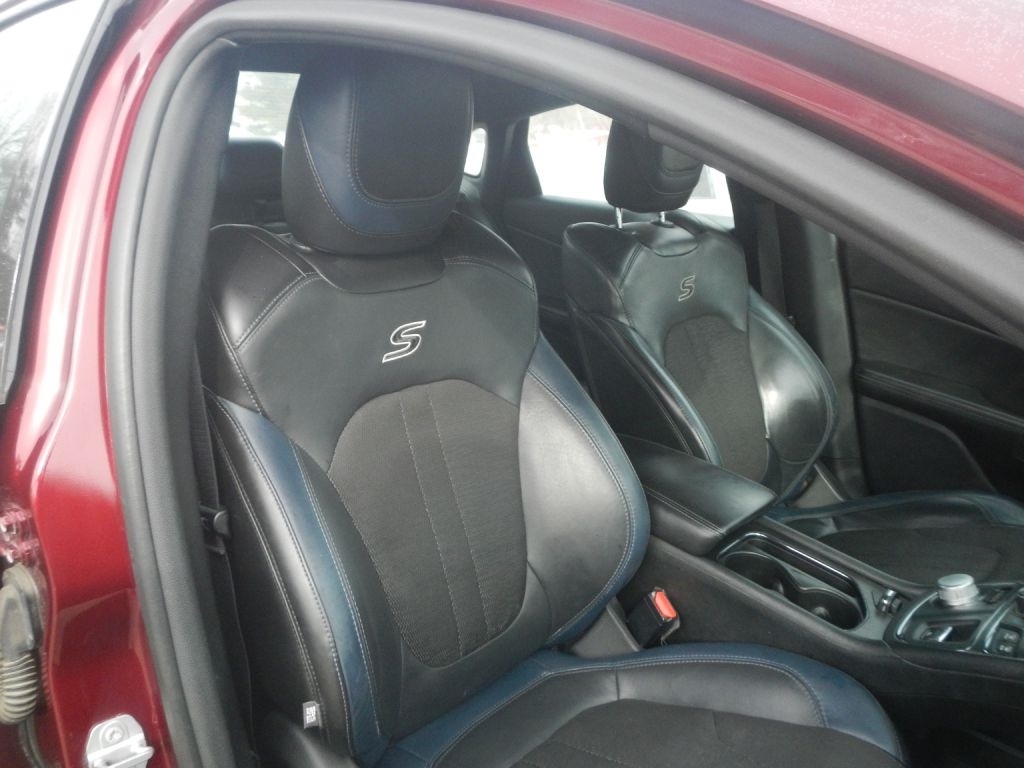 Chrysler 200 S AWD 2016