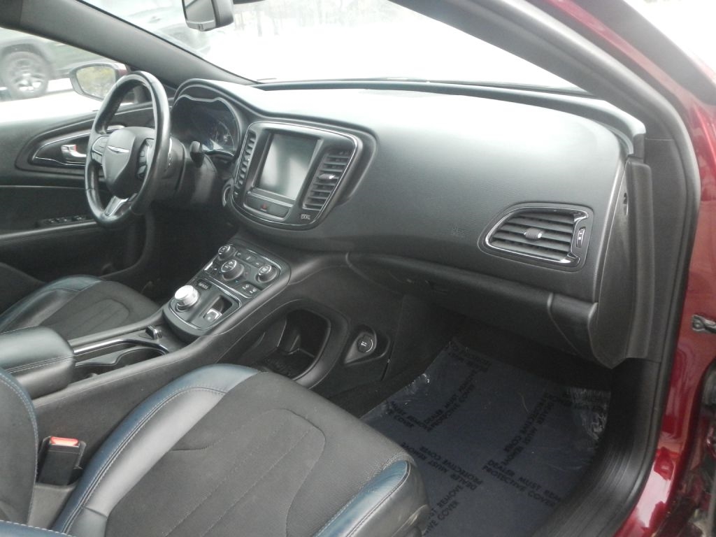 Chrysler 200 S AWD 2016