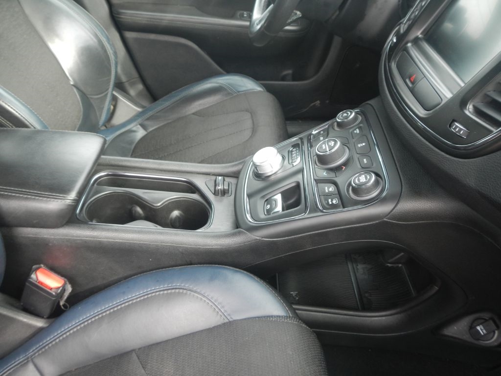 Chrysler 200 S AWD 2016