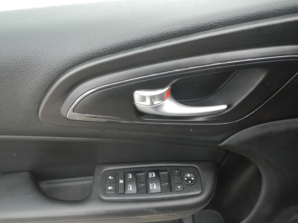 Chrysler 200 S AWD 2016