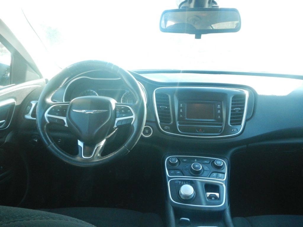 Chrysler 200 Limited 2015