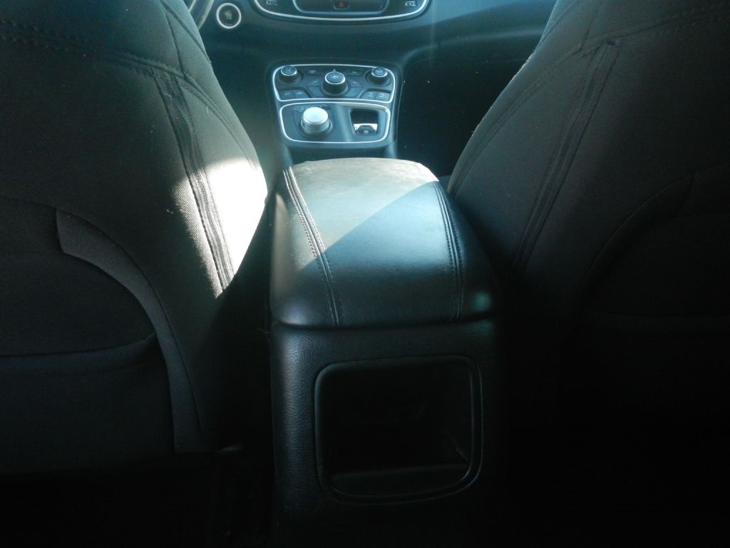 Chrysler 200 Limited 2015