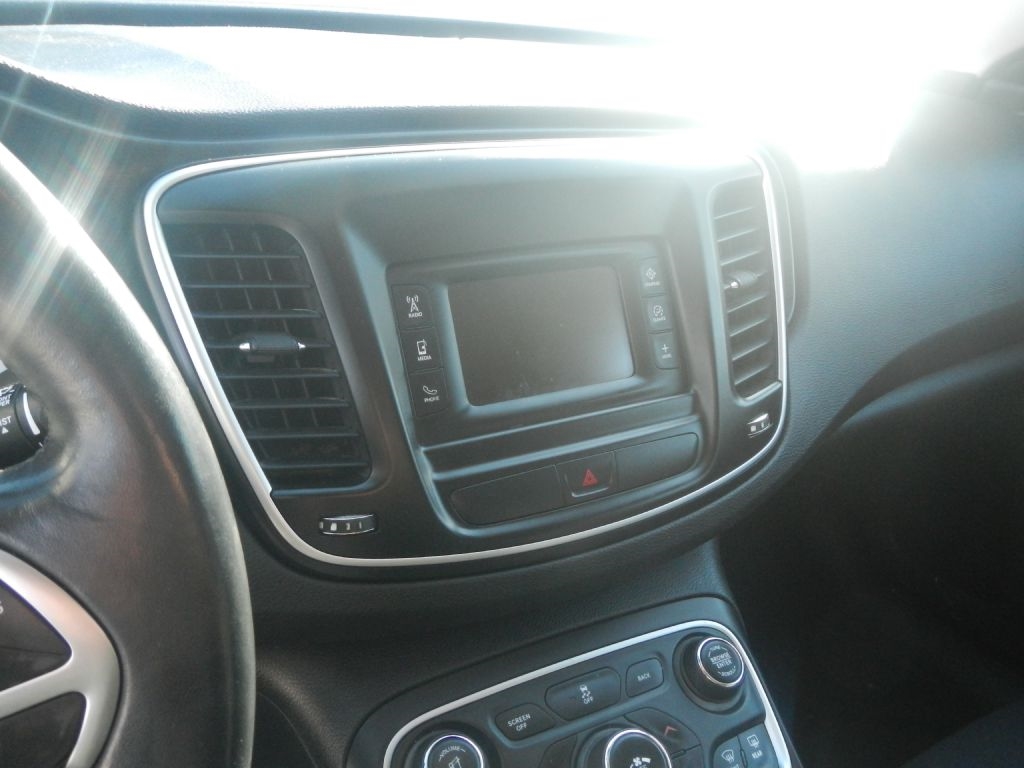 Chrysler 200 Limited 2015