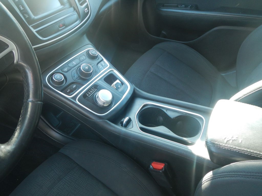 Chrysler 200 Limited 2015