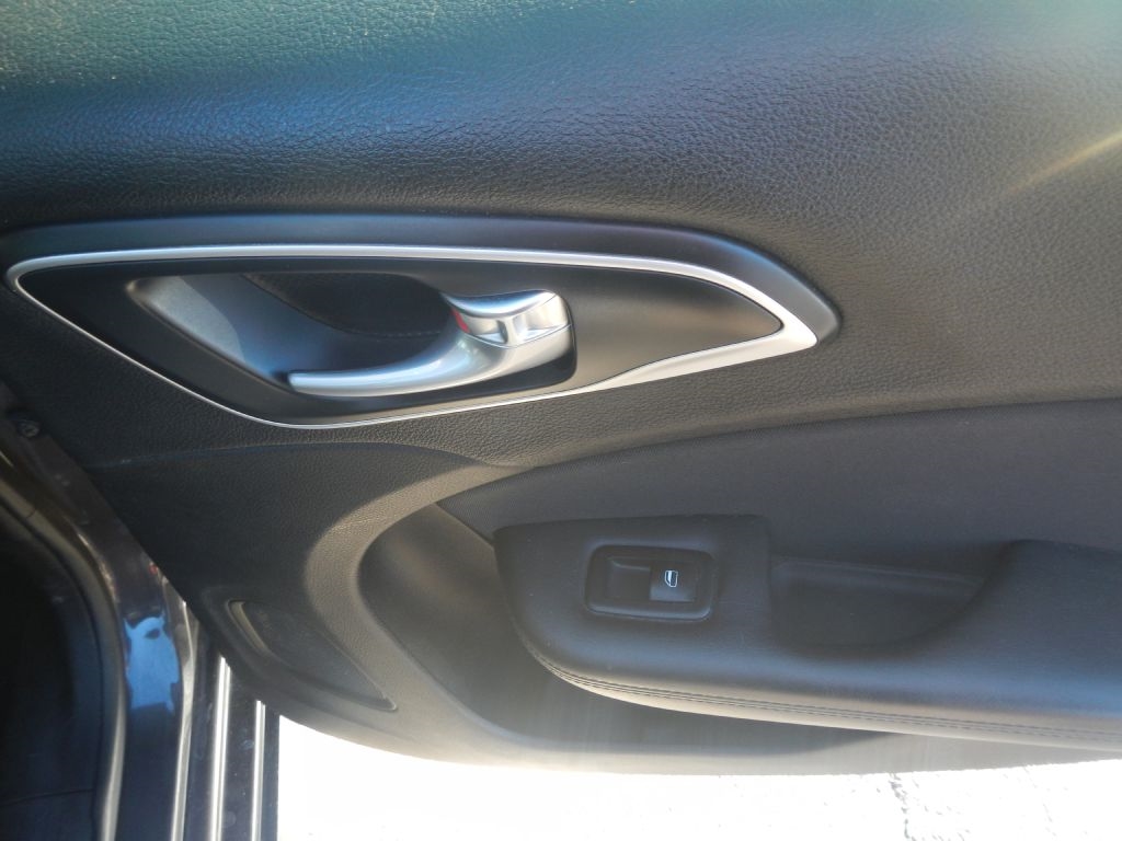 Chrysler 200 Limited 2015