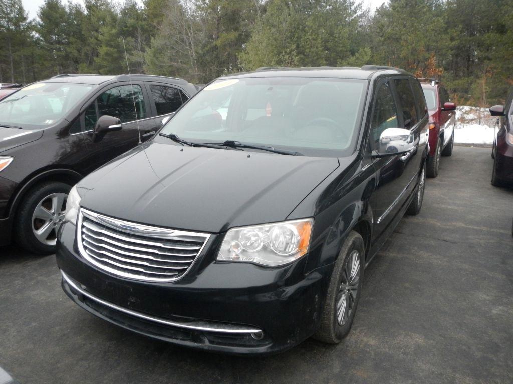 Chrysler Town & Country Touring-L 2014