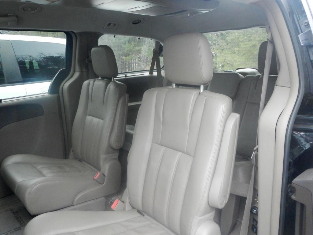 Chrysler Town & Country Touring-L 2014