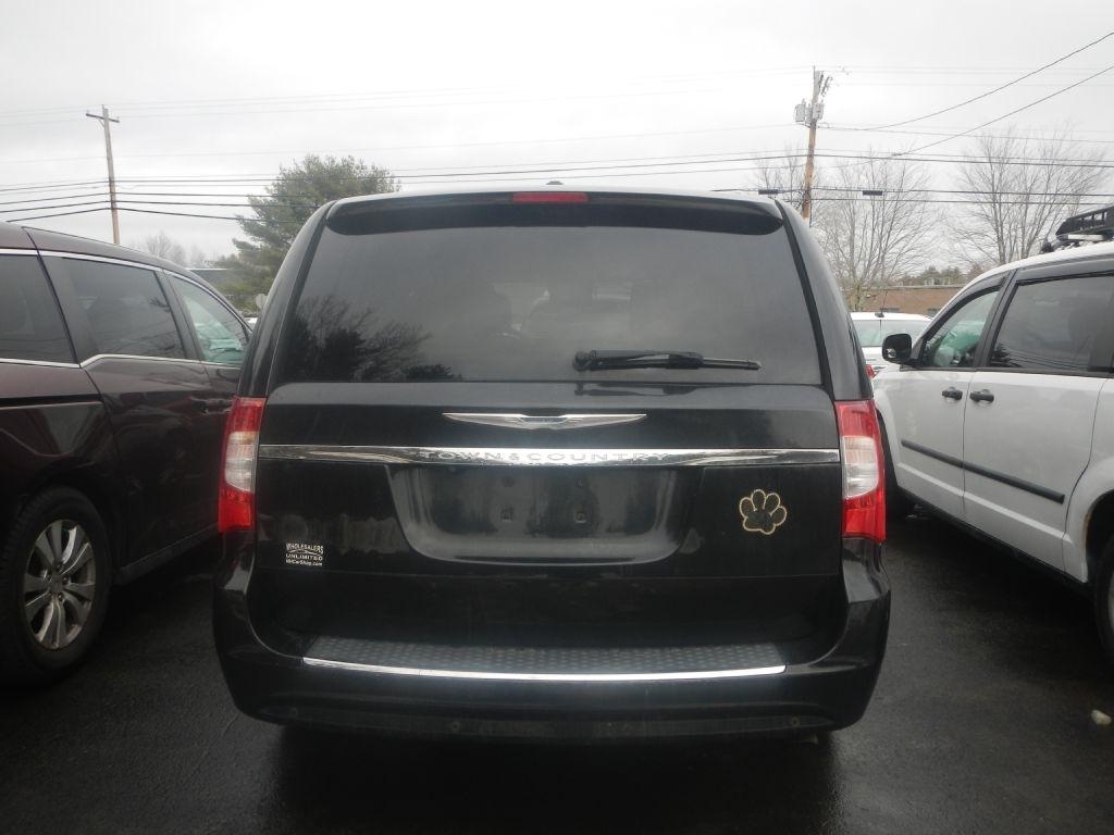 Chrysler Town & Country Touring-L 2014
