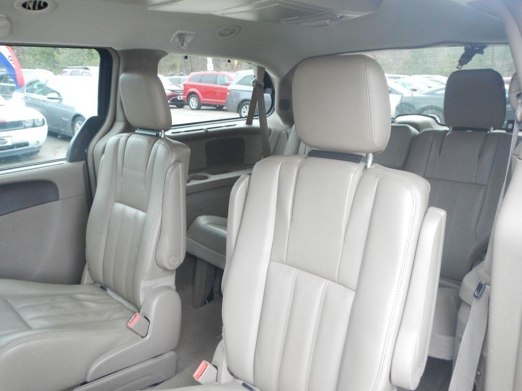 Chrysler Town & Country Touring 2014