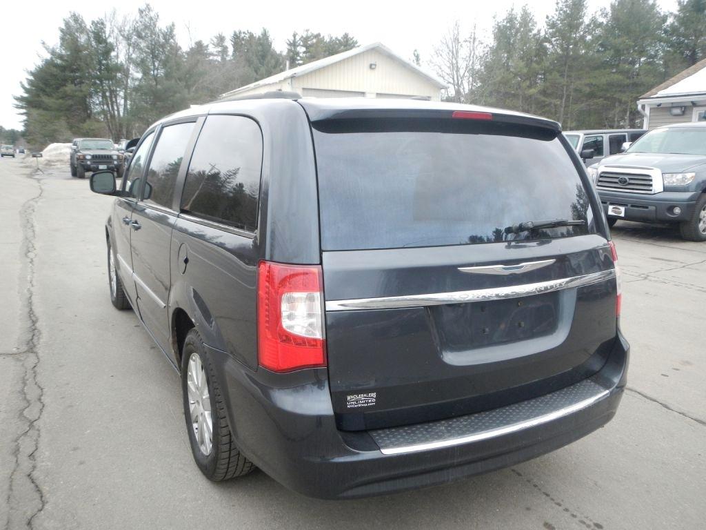 Chrysler Town & Country Touring 2014