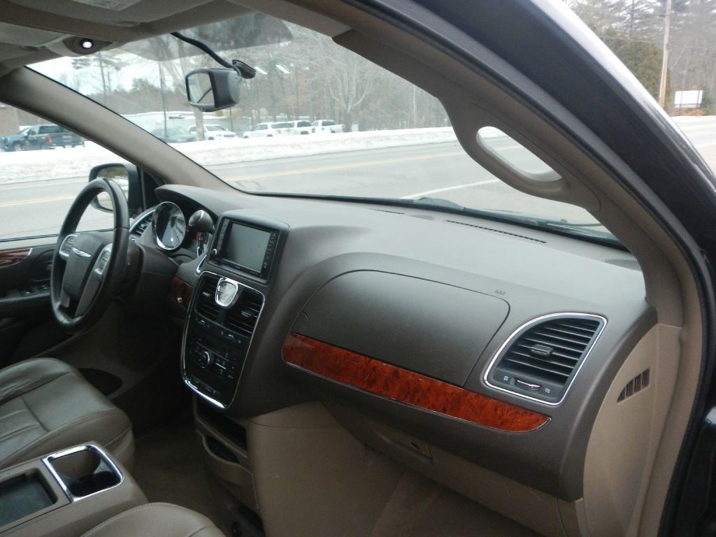 Chrysler Town & Country Touring 2014