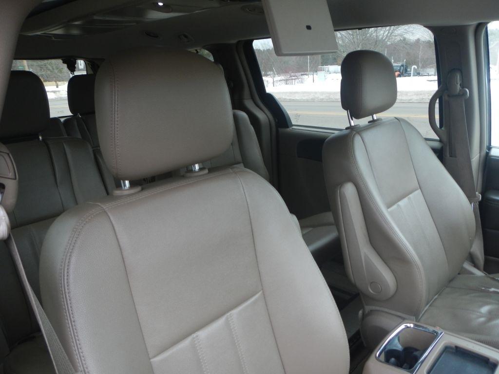 Chrysler Town & Country Touring 2014