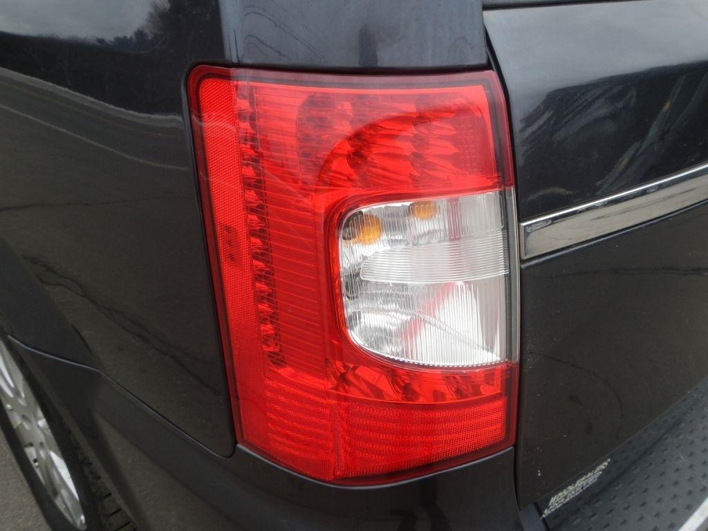 Chrysler Town & Country Touring 2014