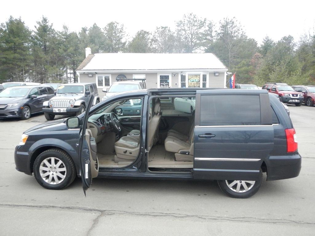 Chrysler Town & Country Touring 2014