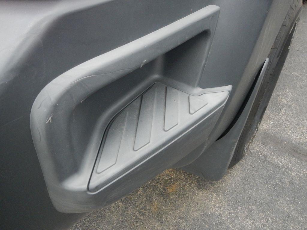 Nissan Xterra X 4WD 2013