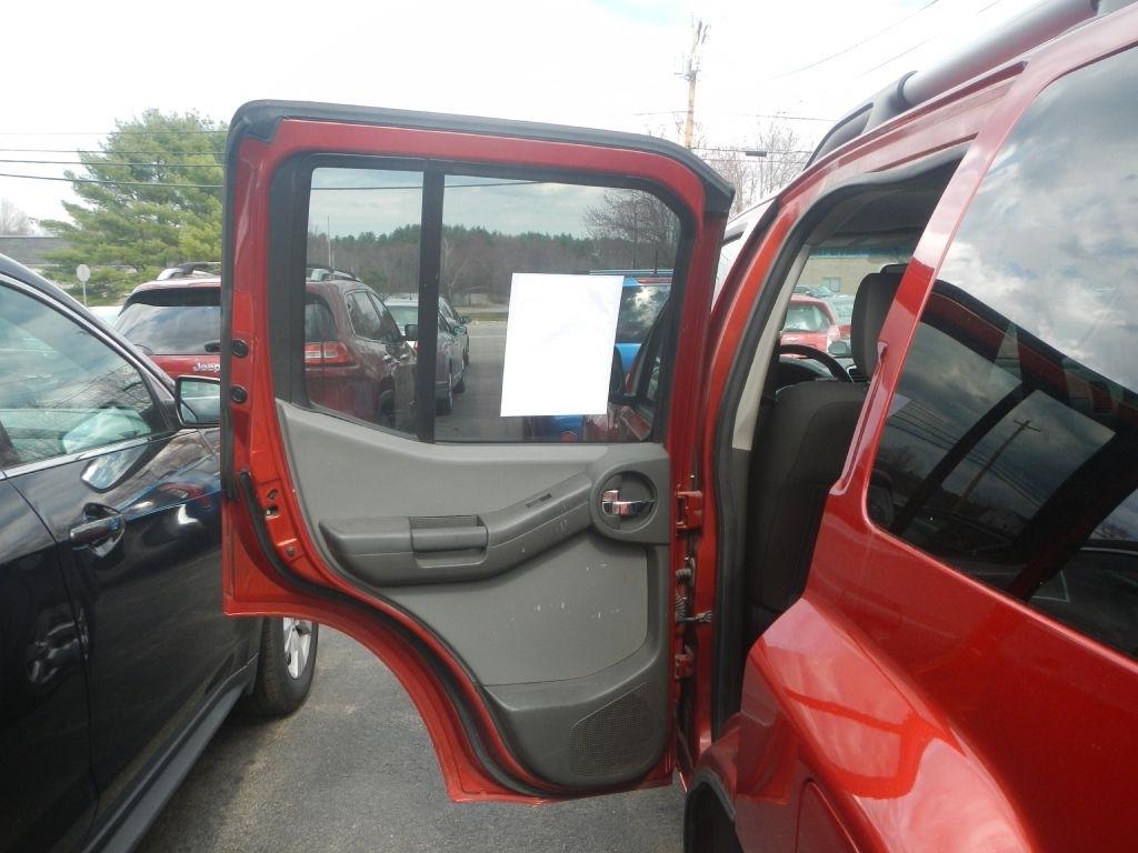 Nissan Xterra X 4WD 2013