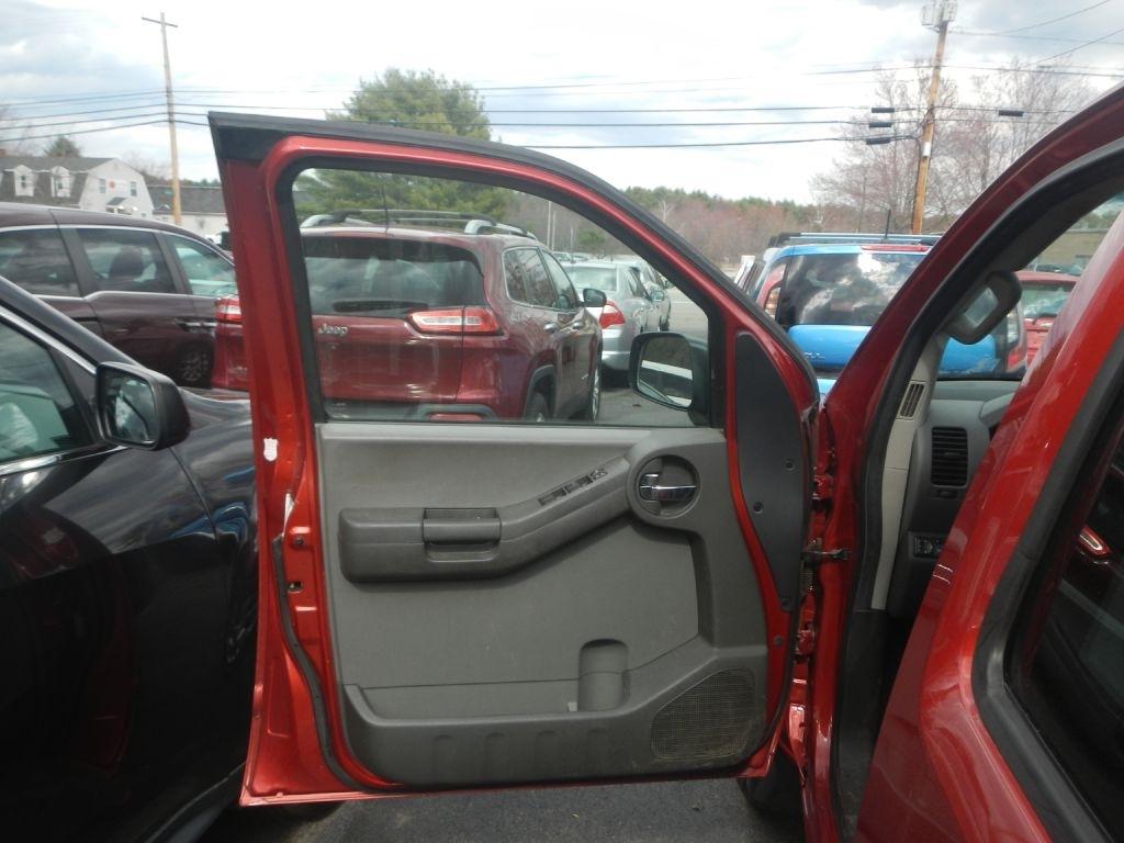 Nissan Xterra X 4WD 2013