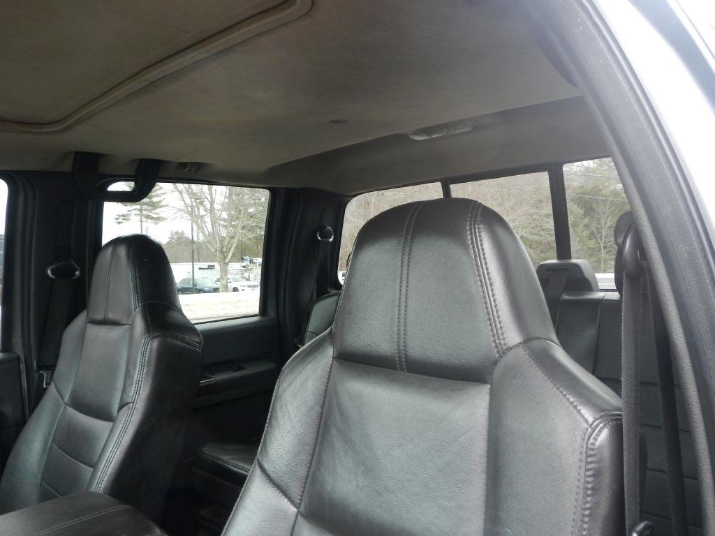 Ford F-350 SD Lariat Crew Cab 4WD 2009