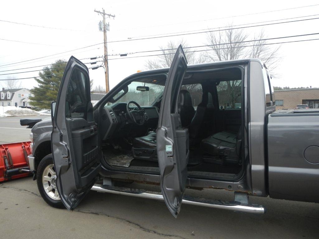 Ford F-350 SD Lariat Crew Cab 4WD 2009
