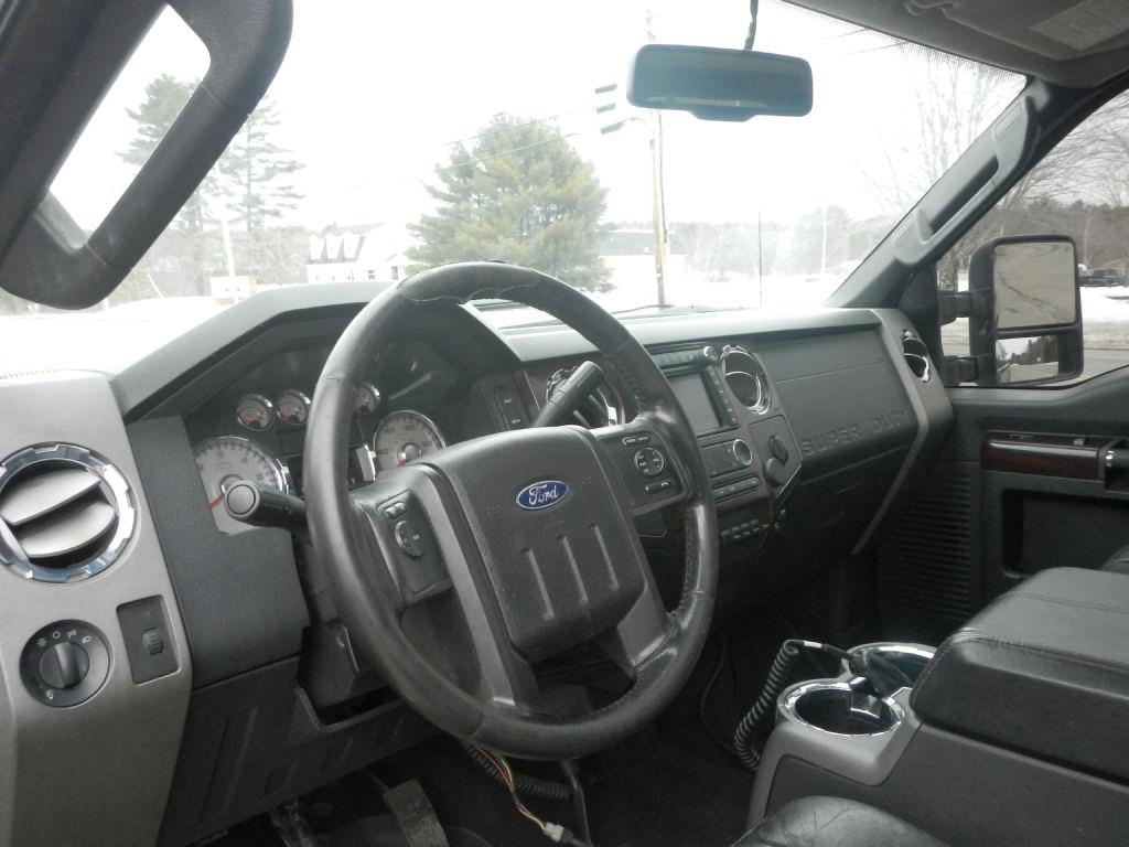 Ford F-350 SD Lariat Crew Cab 4WD 2009