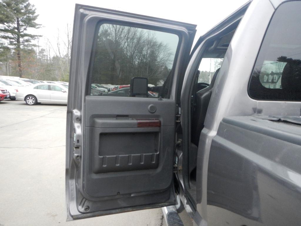 Ford F-350 SD Lariat Crew Cab 4WD 2009