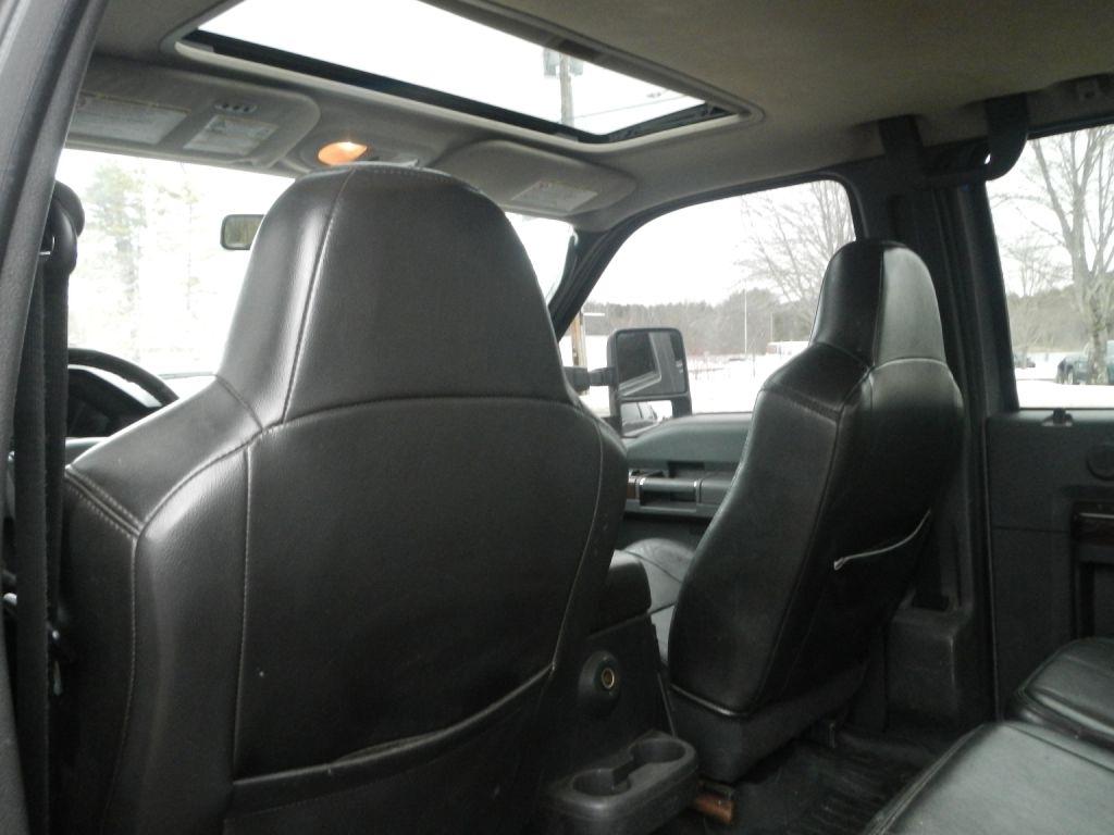 Ford F-350 SD Lariat Crew Cab 4WD 2009