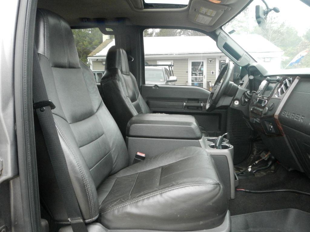 Ford F-350 SD Lariat Crew Cab 4WD 2009