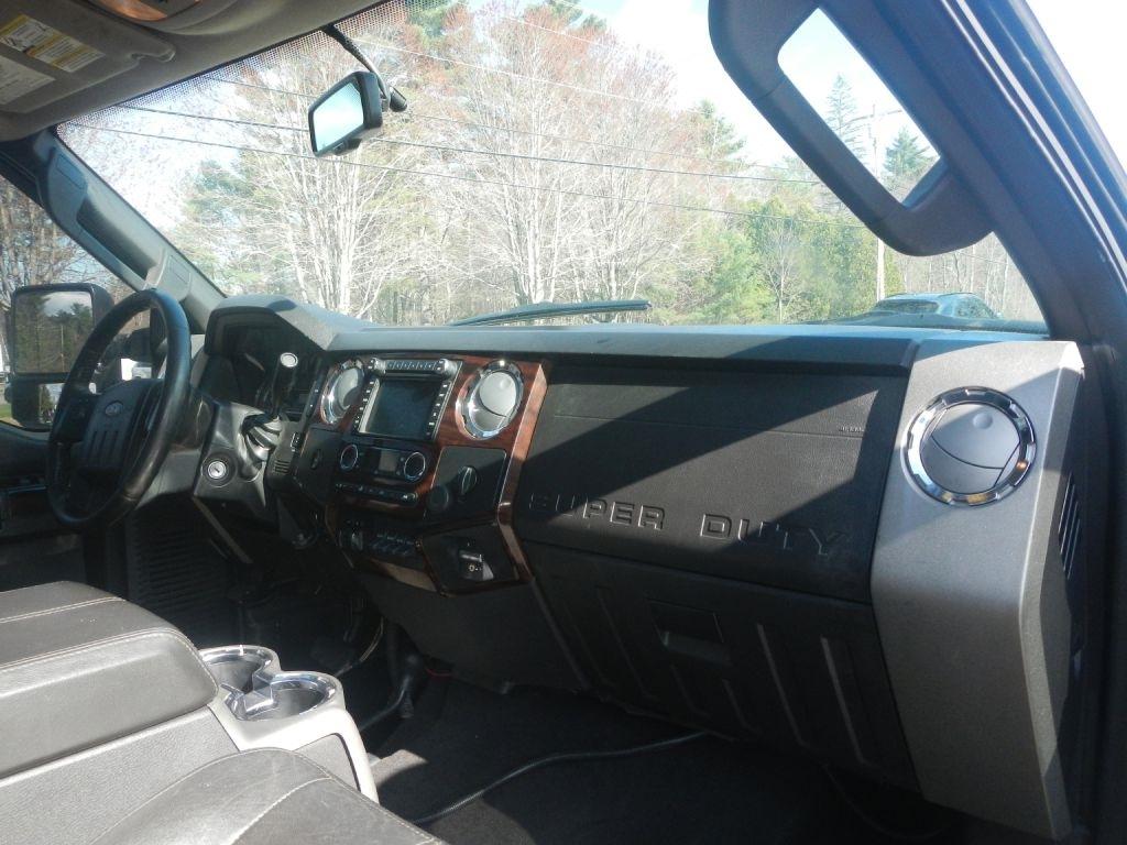 Ford F-350 SD Lariat Crew Cab 4WD 2009