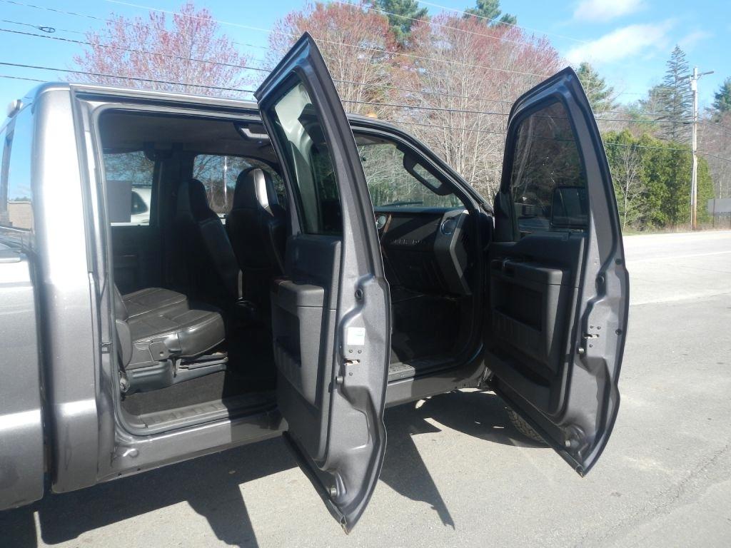 Ford F-350 SD Lariat Crew Cab 4WD 2009