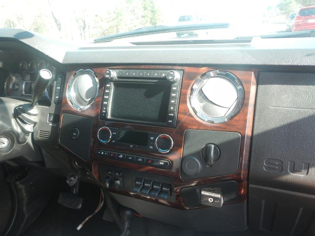 Ford F-350 SD Lariat Crew Cab 4WD 2009