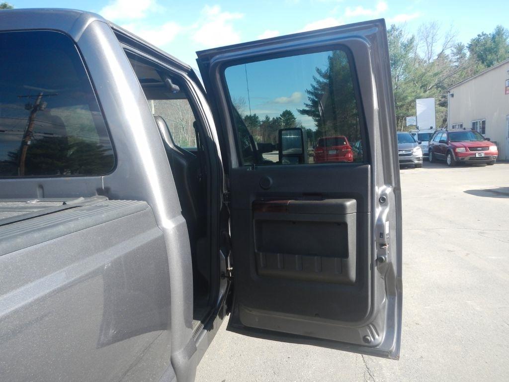 Ford F-350 SD Lariat Crew Cab 4WD 2009