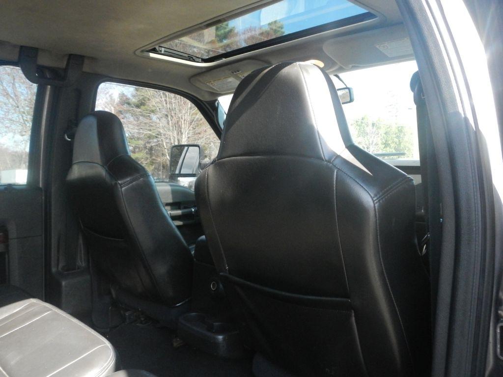 Ford F-350 SD Lariat Crew Cab 4WD 2009