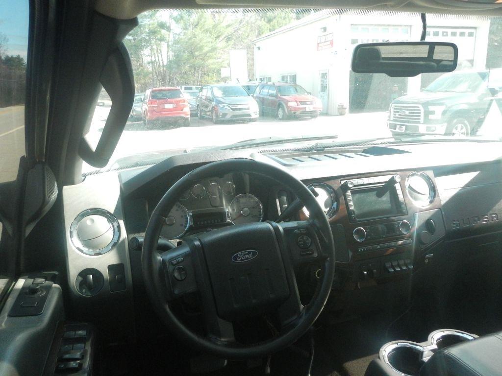 Ford F-350 SD Lariat Crew Cab 4WD 2009