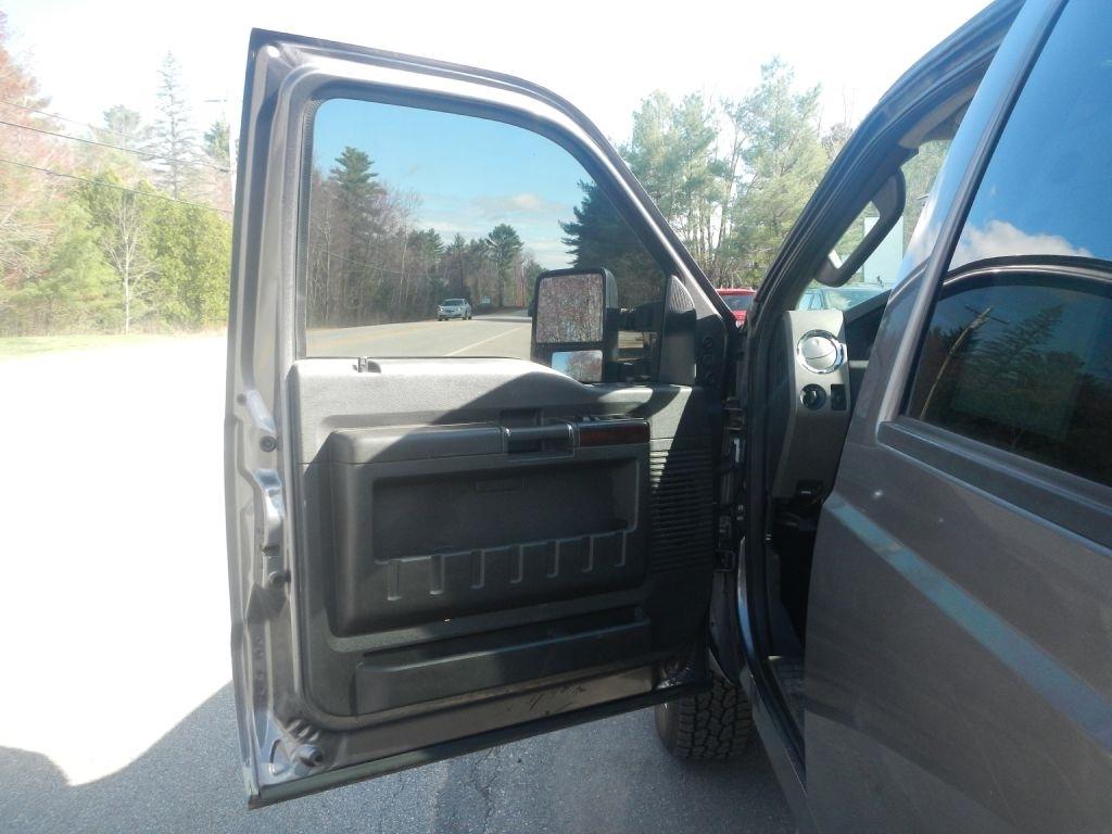 Ford F-350 SD Lariat Crew Cab 4WD 2009