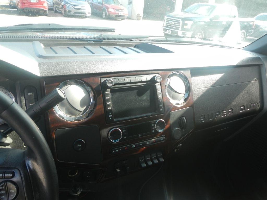 Ford F-350 SD Lariat Crew Cab 4WD 2009