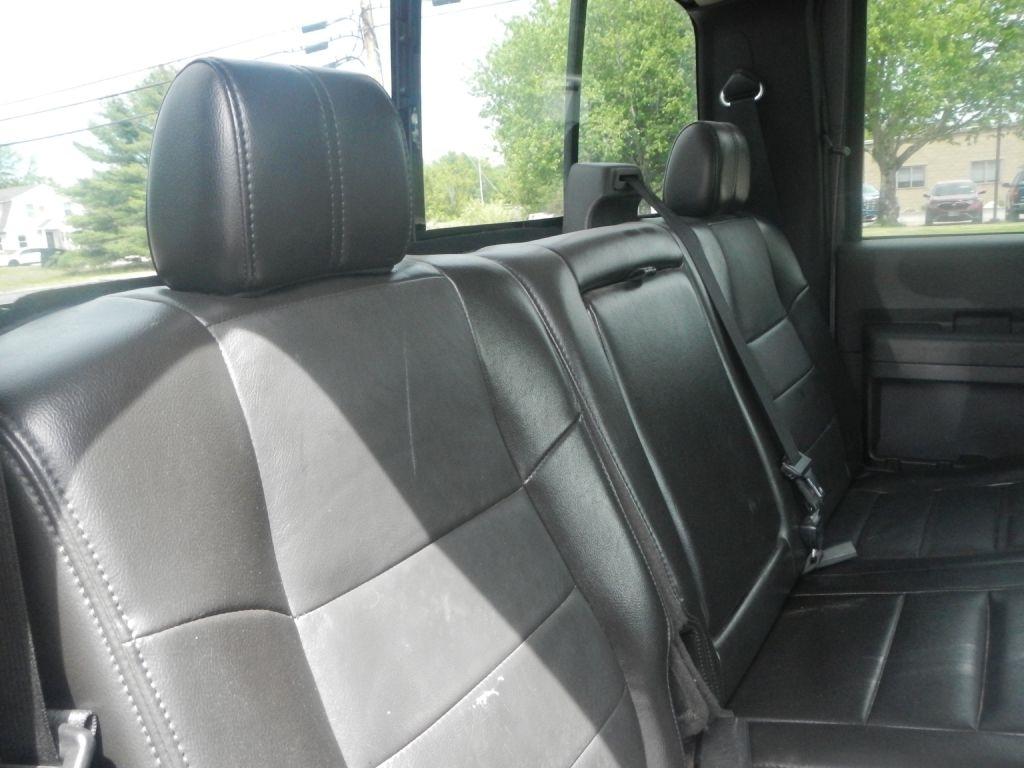 Ford F-350 SD Lariat Crew Cab 4WD 2009
