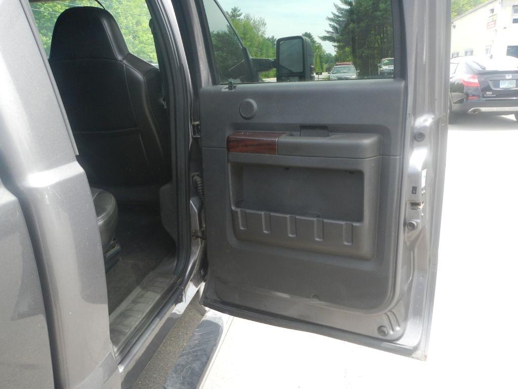 Ford F-350 SD Lariat Crew Cab 4WD 2009